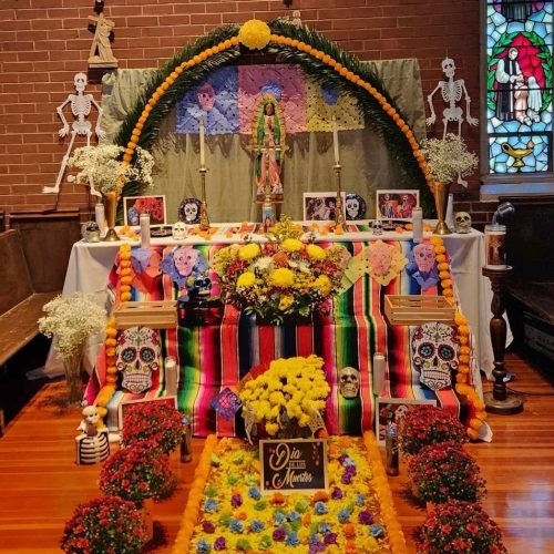 dia-de-los-muertos-altar